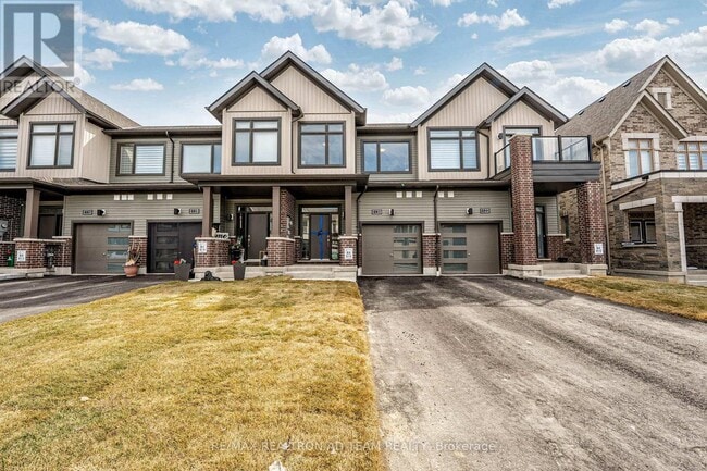 Building Photo - 1120 Thompson Dr