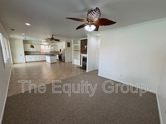 Foto del edificio - 5928 W Whitley Ave