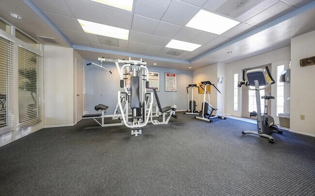 Building Photo - 101 S Players Club Dr