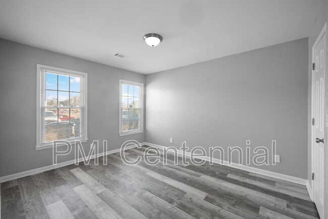 Building Photo - 5569 Everglades Trail