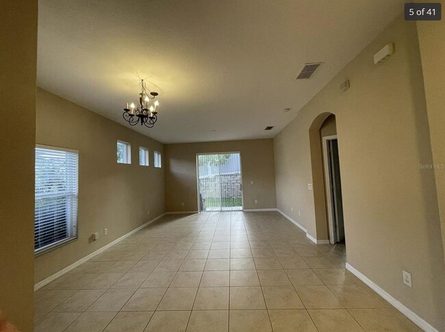 Building Photo - 1130 Travertine Terrace