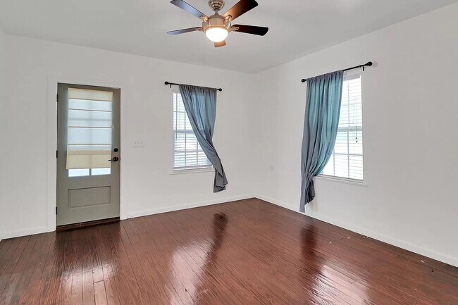 Foto del edificio - 1540 Joe Miller Rd