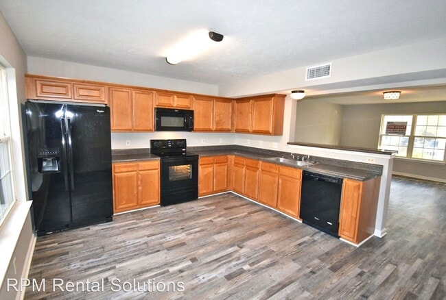 Building Photo - 2 br, 2.5 bath House - 252 Shoshone Place