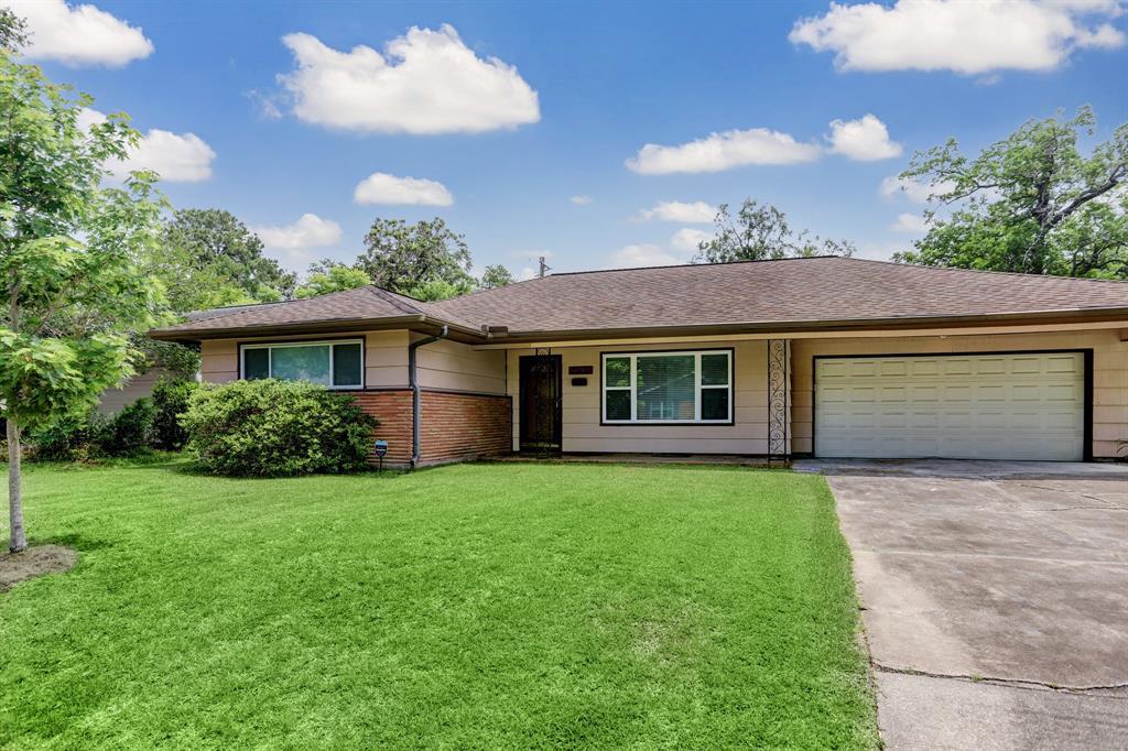 Primary Photo - 4753 Kinglet St