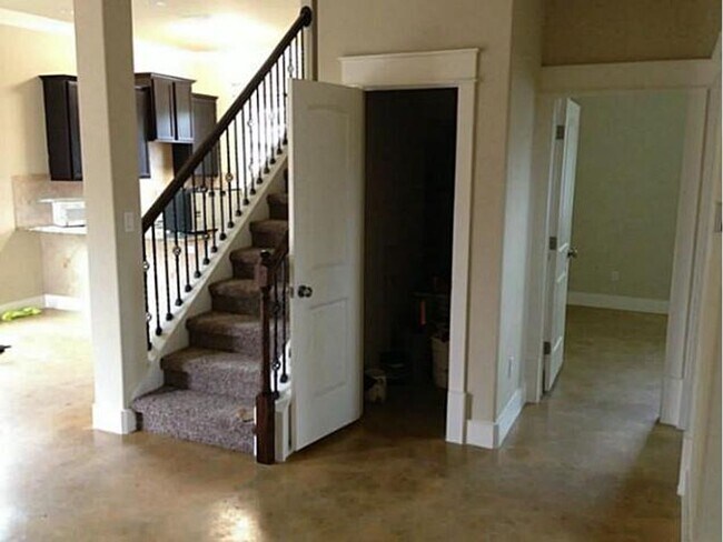 Foto del edificio - Two Homes 8 Bedrooms 6 Baths!