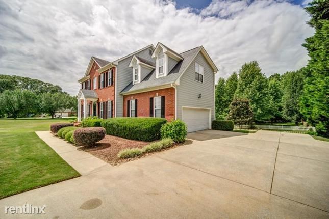 Foto del edificio - 4 br, 3 bath House - 186 Castlewood Road