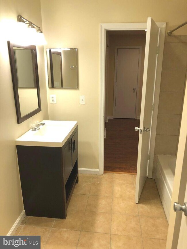 Foto del edificio - 15677 Easthaven Ct
