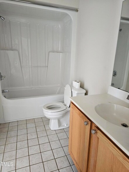 Foto del edificio - 108 Forest Oaks Dr