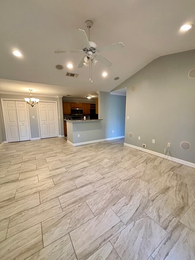 Building Photo - 18169 Sterling Gate Cir