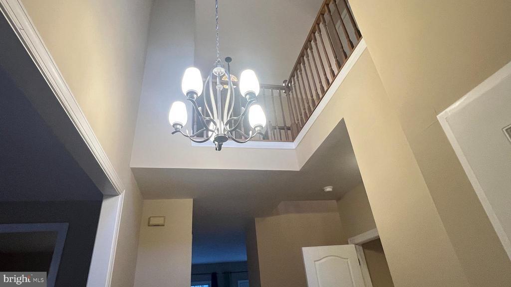 Foto principal - 67 Highpoint Dr