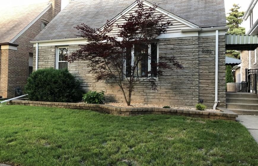 Primary Photo - 4139 Forest Ave