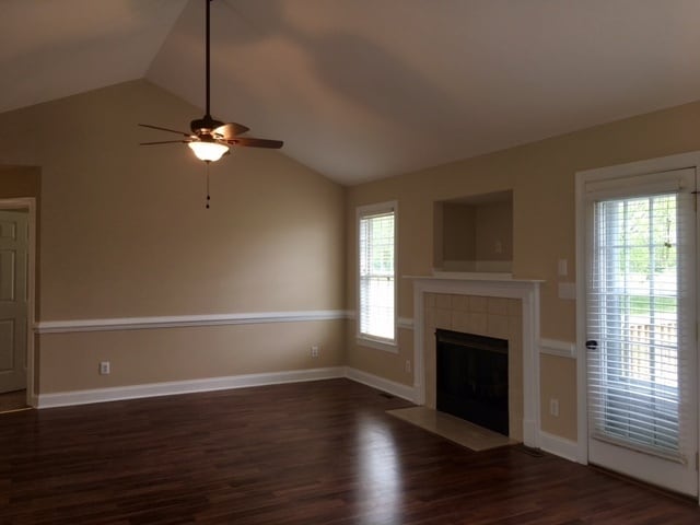 Building Photo - Renovated Ranch, Nestled In Private Cul-De...