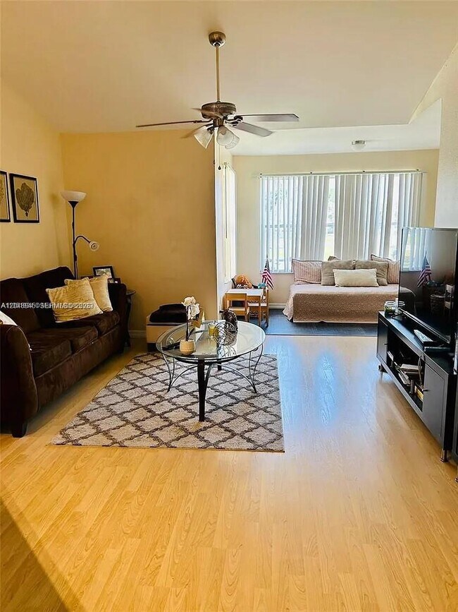 Foto del edificio - 12760 Vista Isles Dr