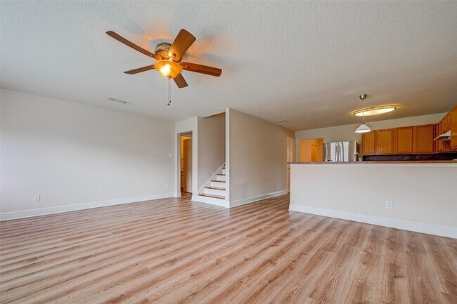 Foto del edificio - 7218 Fox Cub Ln