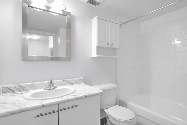 Photo du bâtiment - The St-Norbert Apartments