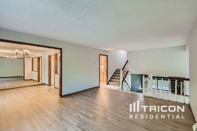 Building Photo - 1235 Wilderness Park Cir