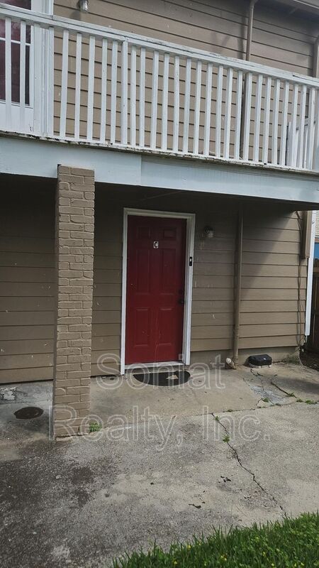Building Photo - 13904 Hayne Blvd