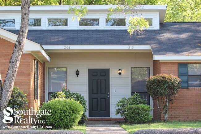 Foto del edificio - Woodshire Duplexes & Townhomes