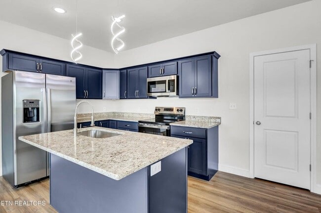 Building Photo - Lacey Court