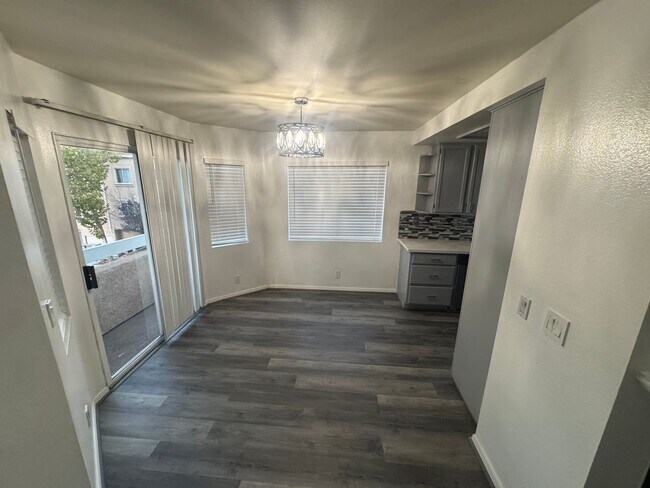 Foto del edificio - Spacious 3 bedroom condo