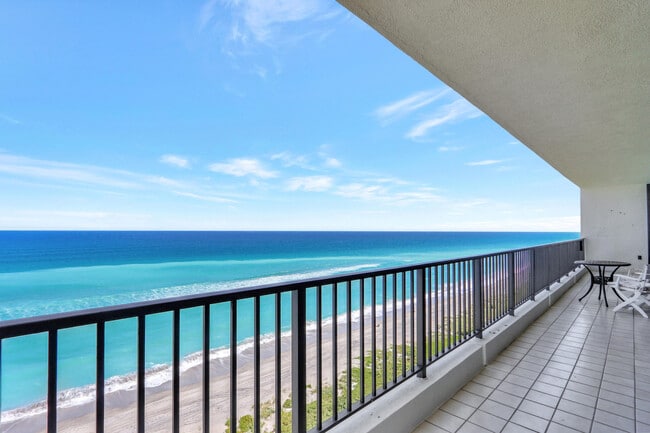 Building Photo - 800 Ocean Dr