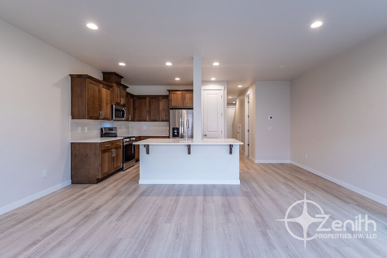 Photo - 8509 Northeast 134th Place