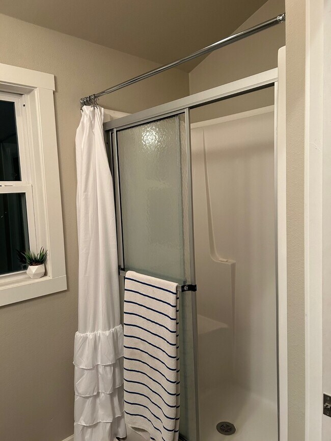 Foto del edificio - 12922 Longstreet Rd