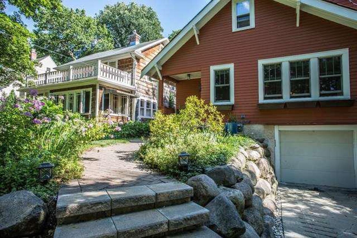 Primary Photo - Classic Bungalow in one of Madison's best ...