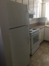Building Photo - 4162 Marian Ct