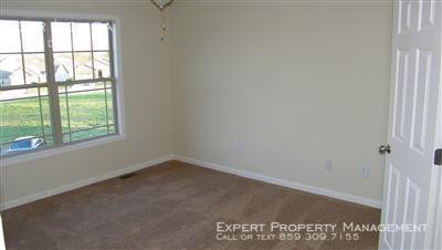 Foto del edificio - 3121 Daly Pl