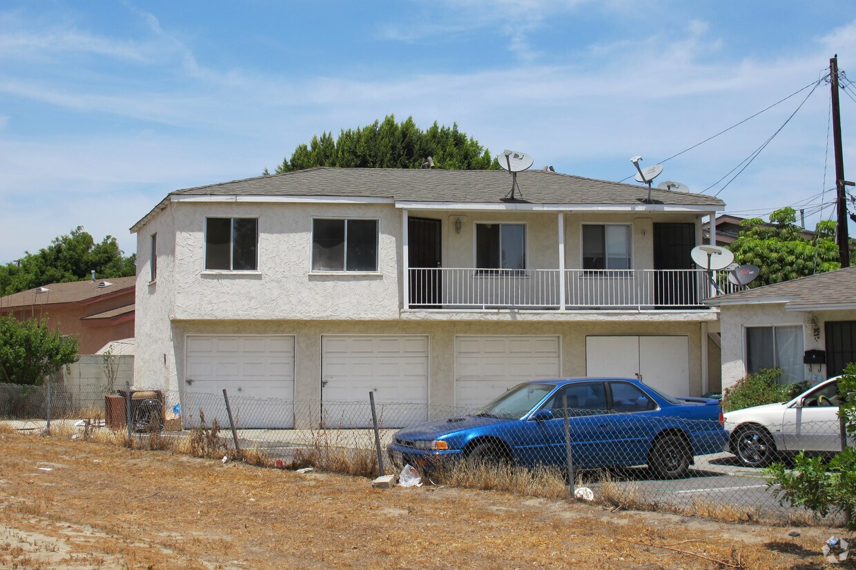 Building Photo - 9003 Dudlext Ave