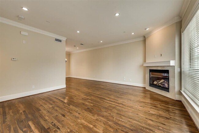 Foto del edificio - 3429 Rankin St