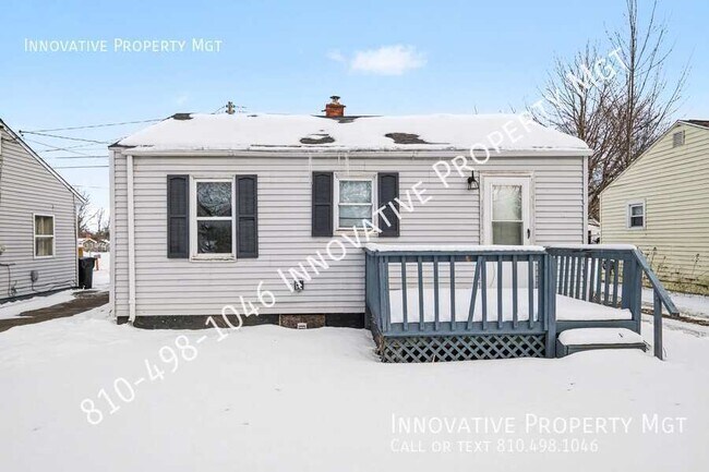 Building Photo - 2156 E Parkwood Ave