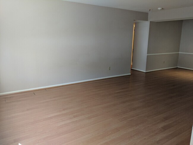 Foto del edificio - DTC Ground Floor 2 Bedroom 2 Bath Condo For Rent - Great Location and Amenities