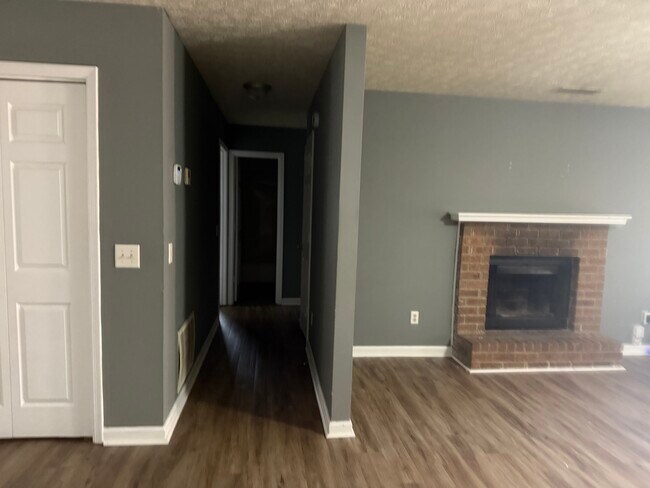 Foto del edificio - 169 W Paces Dr