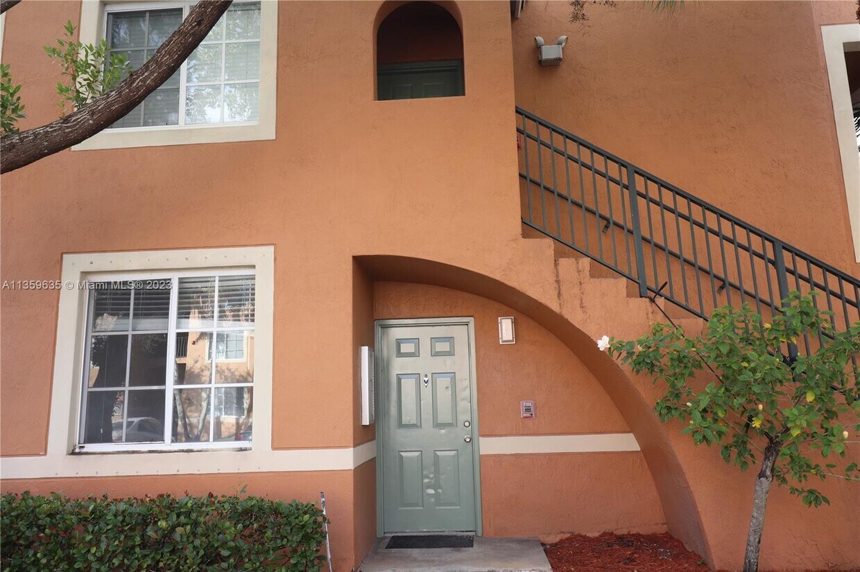 8040 N Nob Hill Rd Unit 108, Tamarac, FL 33321 Condo for Rent in