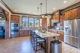 Building Photo - 340 Stinson Loop