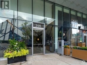Building Photo - 200-2200 Bloor St W