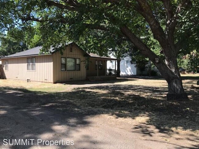 Building Photo - 3 br, 2 bath House - 1501 W. Fifth Street