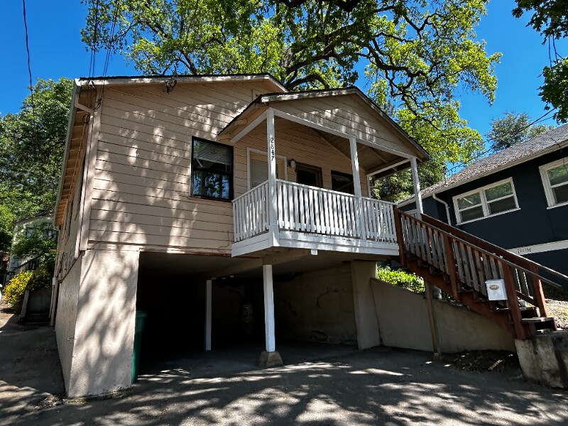 2847 Coloma St Unit A, Placerville, CA 95667 Room for Rent in