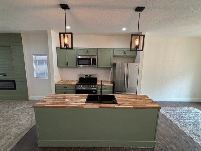 Building Photo - 2921 Decatur St