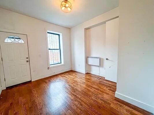 Foto del edificio - 272 Sumpter St