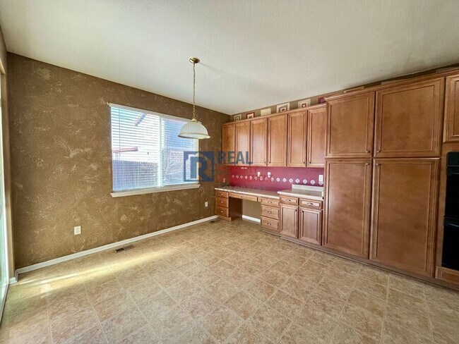 Foto del edificio - 9835 Nucla St