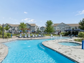 Building Photo - The Landing at Tiffany Springs
