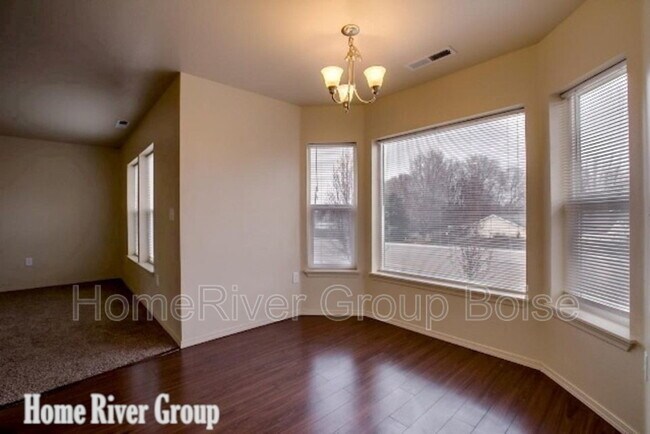 Building Photo - 11063 W Brassy Cove Loop