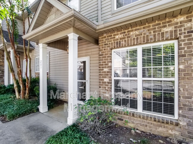 Photo - 209 Ashby Dr House