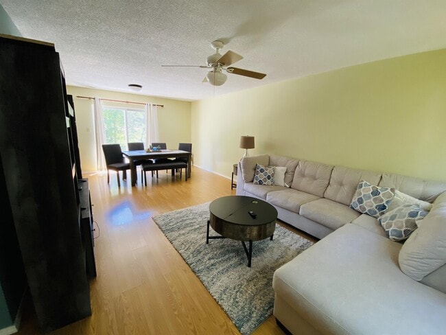 Foto del edificio - 2249 S Sweetbriar Ct