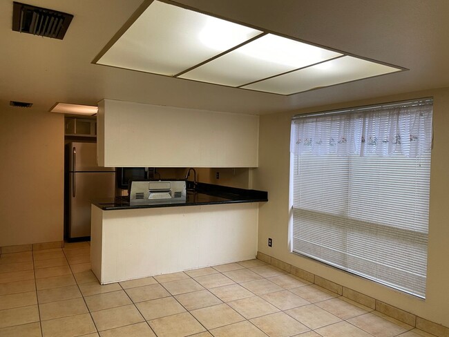 Foto del edificio - 1051 S Dobson Rd