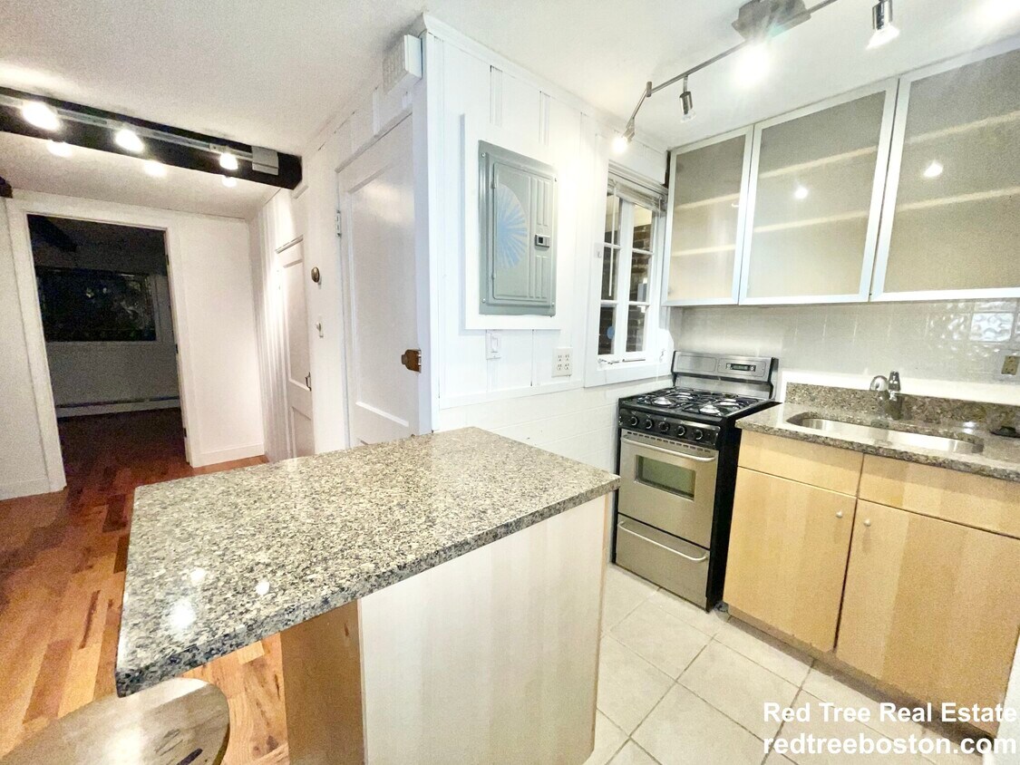 Foto principal - 24 Fayette St