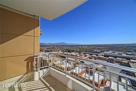 Foto del edificio - 2 br, 3 bath House - 3113 Scholarship